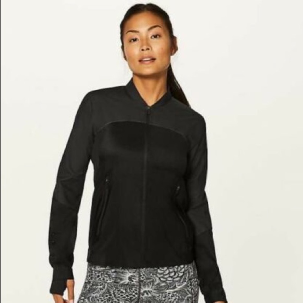 Lululemon Run On Jacket Lightweight